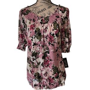 APT. 9 Penelope Green Floral Pullover Top Short Sleeves NEW